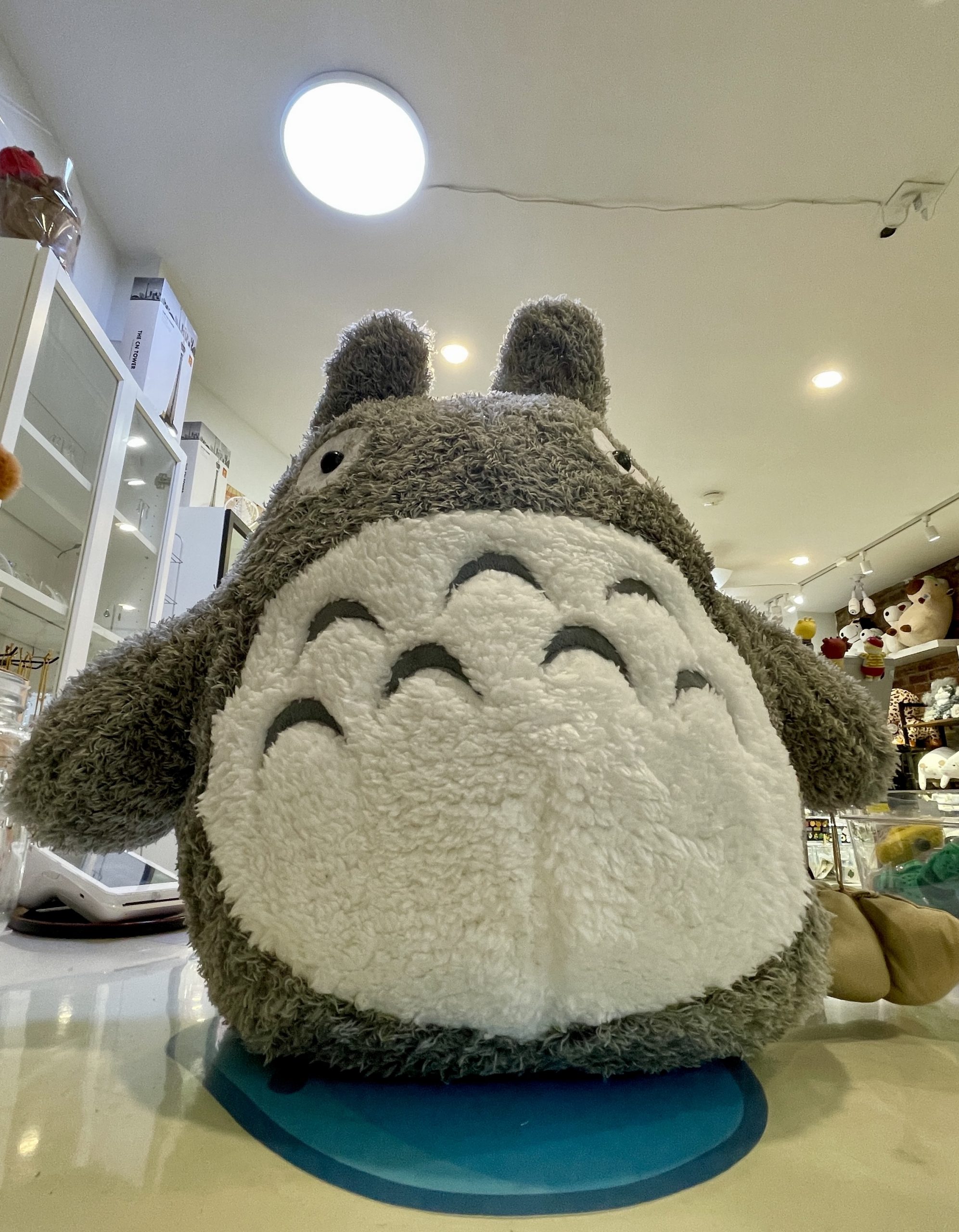 🐾 Giant Totoro Plush Toy – Your Ultimate Cozy Companion