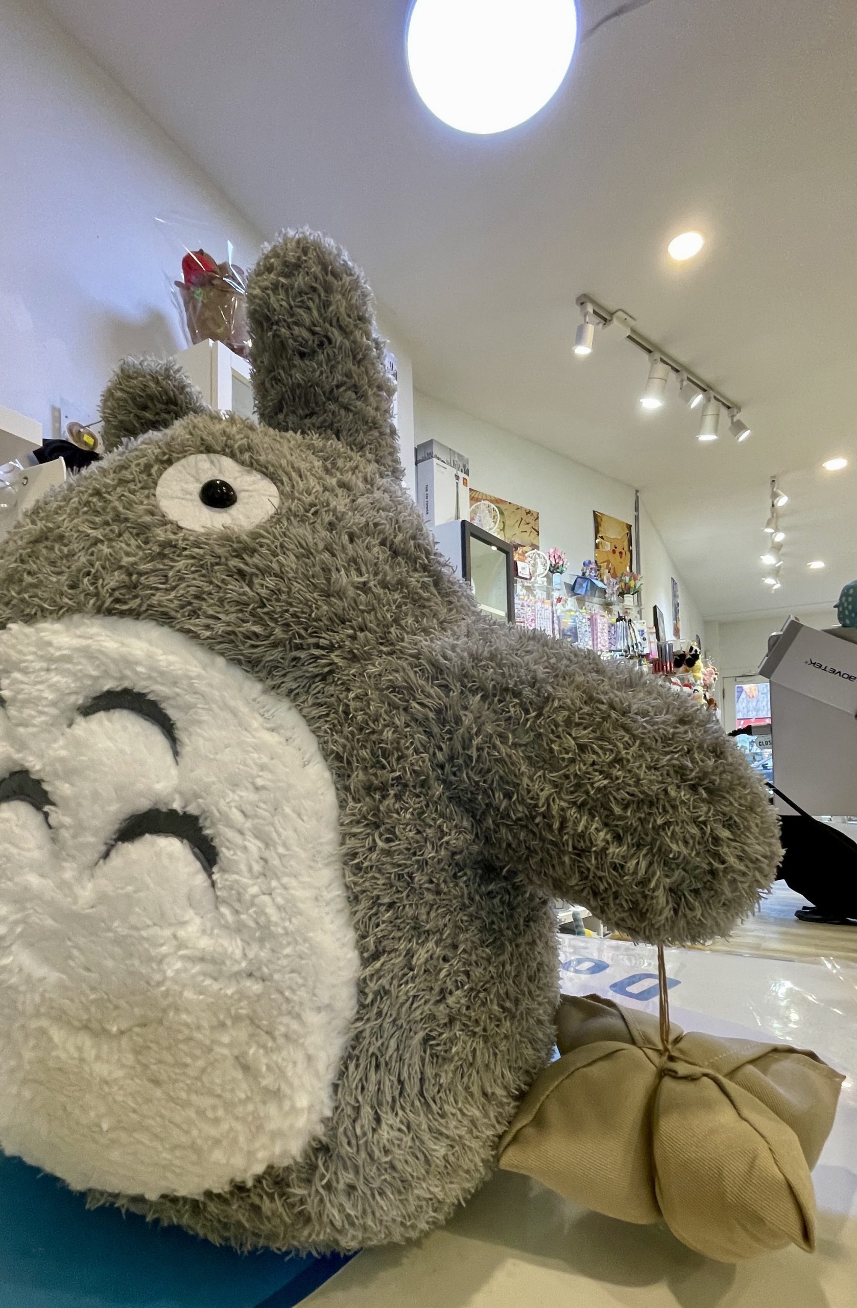 🐾 Giant Totoro Plush Toy – Your Ultimate Cozy Companion - Image 3