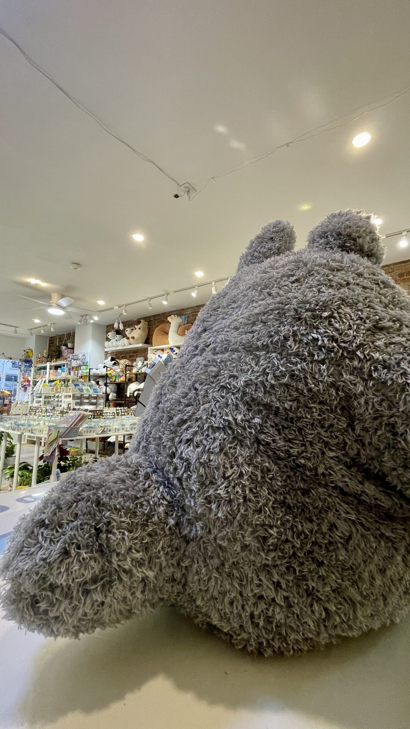 🐾 Giant Totoro Plush Toy – Your Ultimate Cozy Companion - Image 2